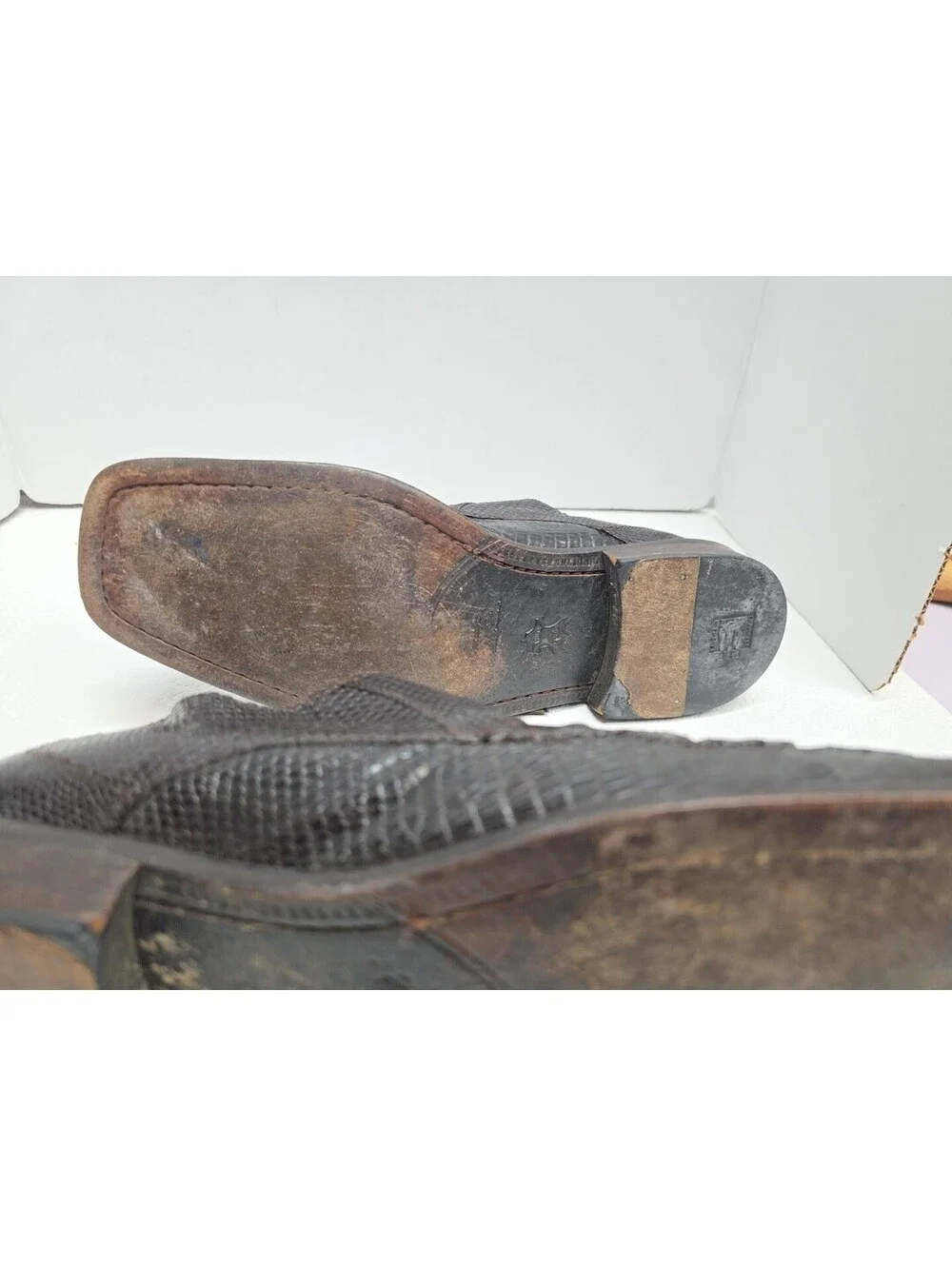 DAVID EDEN Brown Crocodile Lizard Slip On 10  Gold Buckle